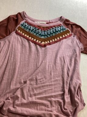 We The Free Mauve-Pink Raglan Top with Woven Yoke